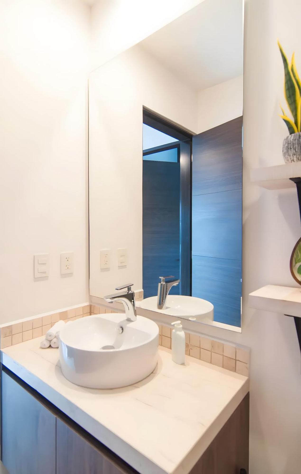 Luxury Penthouse W-jacuzzi In The Heart Of *