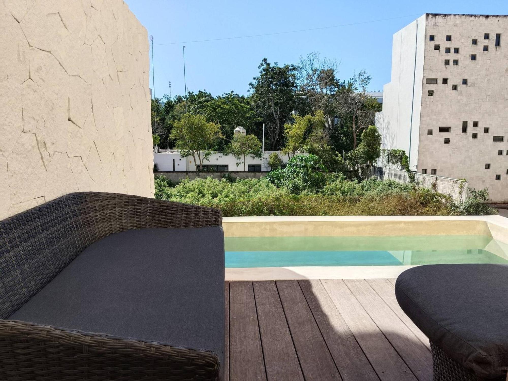 Private Pool - 1 Bedroom - 2 To 4 People