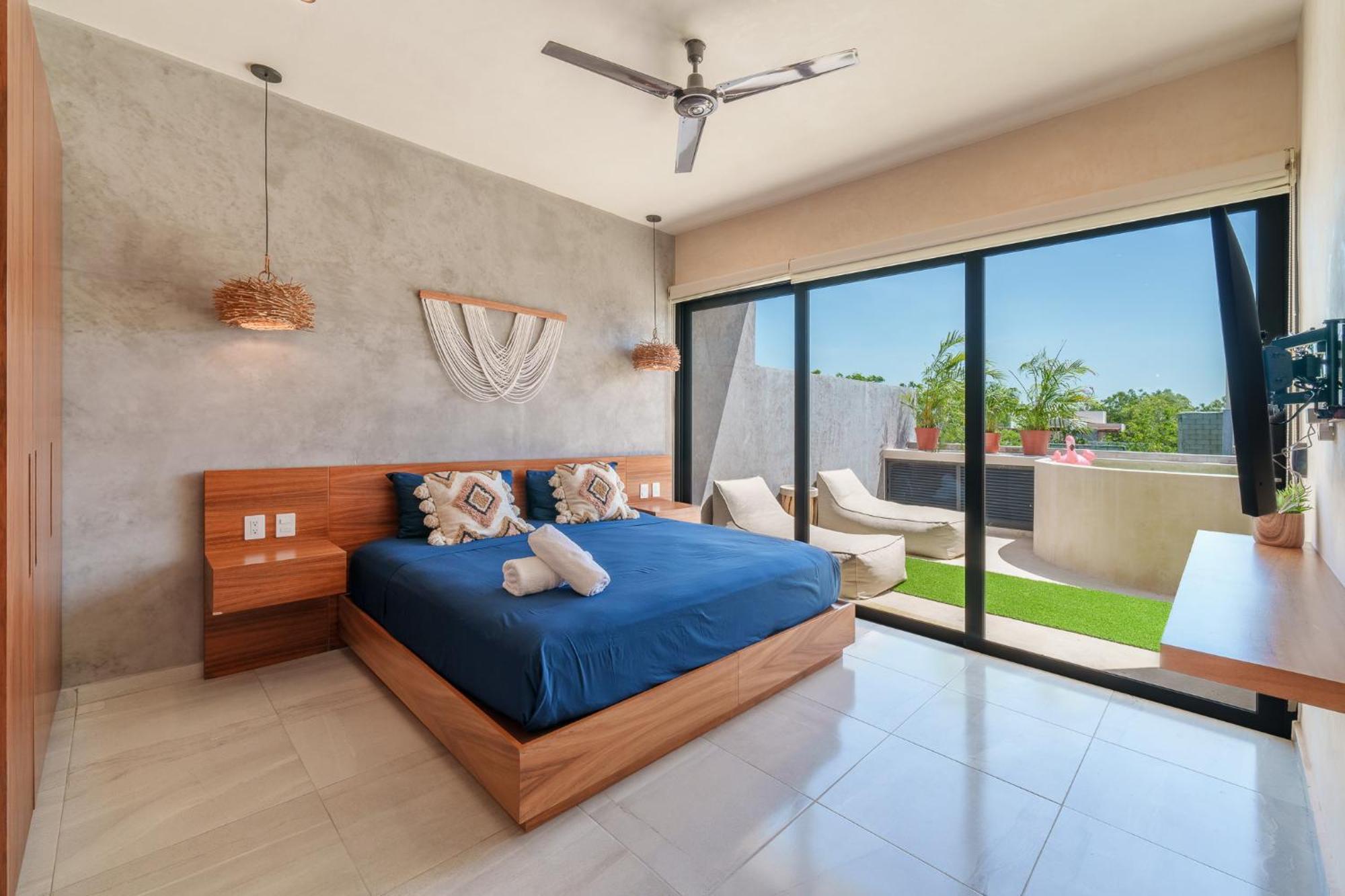 *jungle Ph W/pool, Close To Downtown & * Tulum