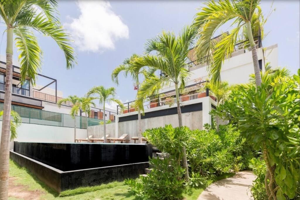 Apartment Luxury Penthouse 300m2 With Private Terrace & Pool