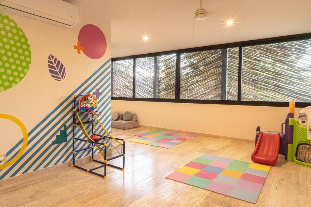 Apartment Stylish Retreat For 6, Near Everything *