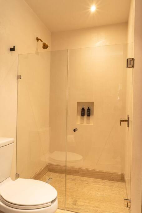 Apartment Stylish Retreat For 6, Near Everything Tulum