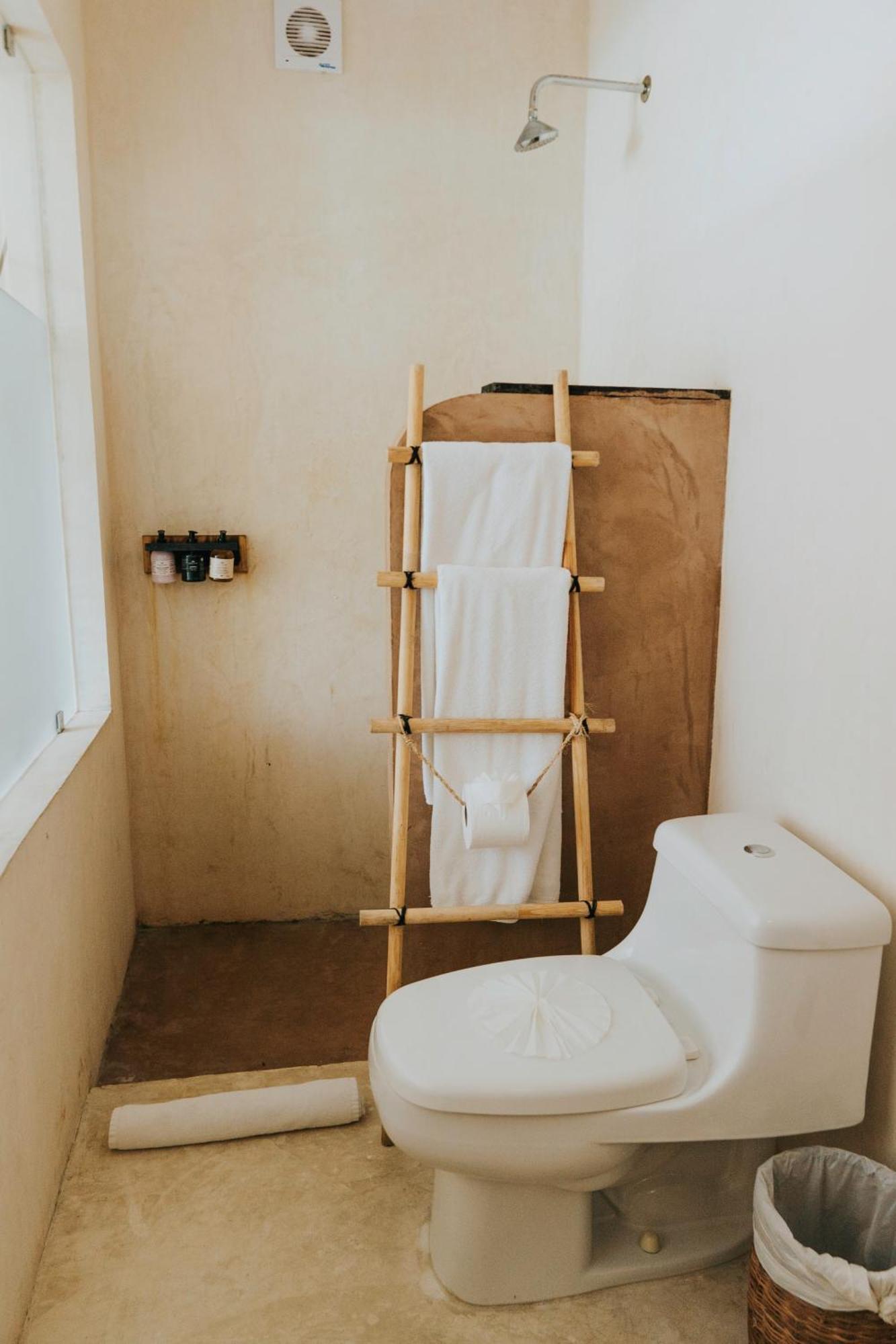 Hotel Koos 3*