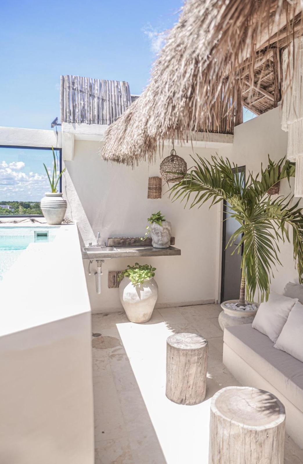 Luxury Penthouse-private Rooftop Pool-walkable Apartment *