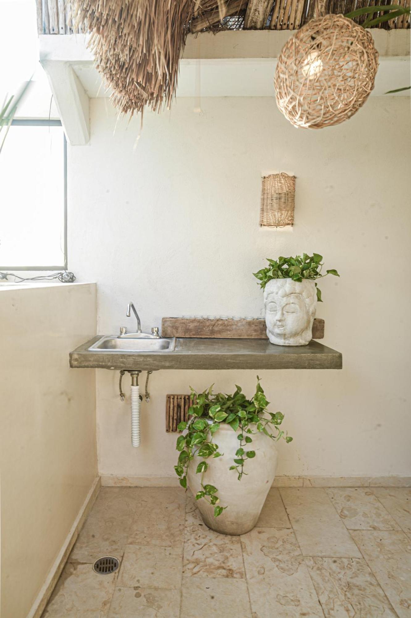 Apartment Luxury Penthouse-private Rooftop Pool-walkable