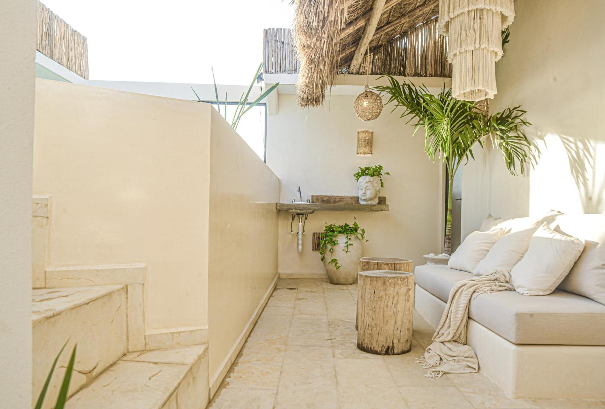Luxury Penthouse-private Rooftop Pool-walkable Apartment Tulum