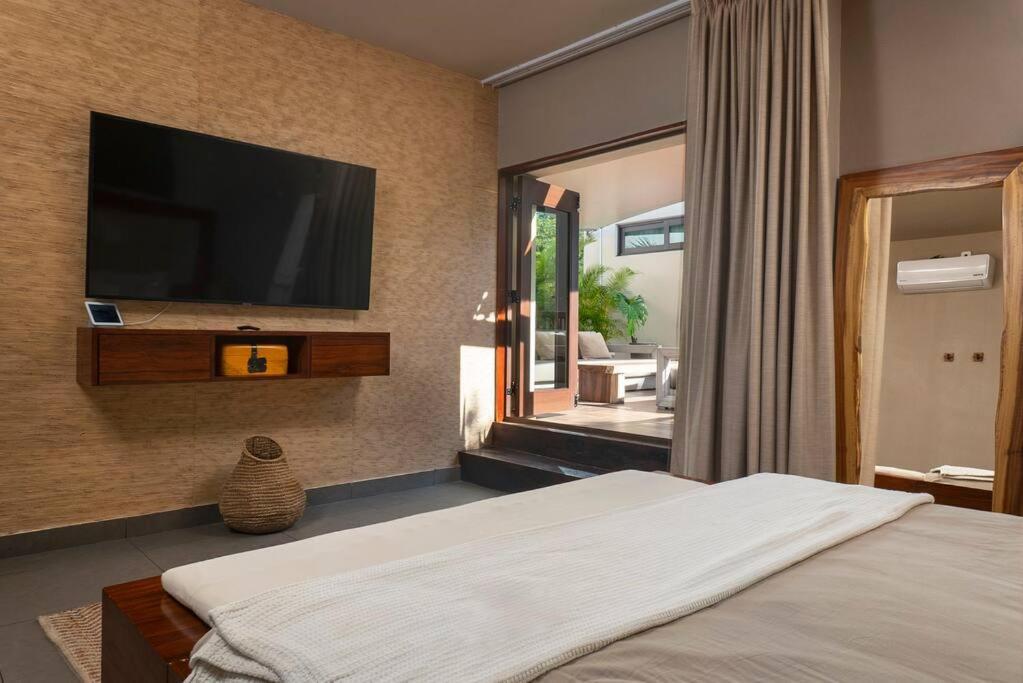 Villa Tulum-Style Retreat 5Br Villa With Pool And Relaxing Jacuzzi