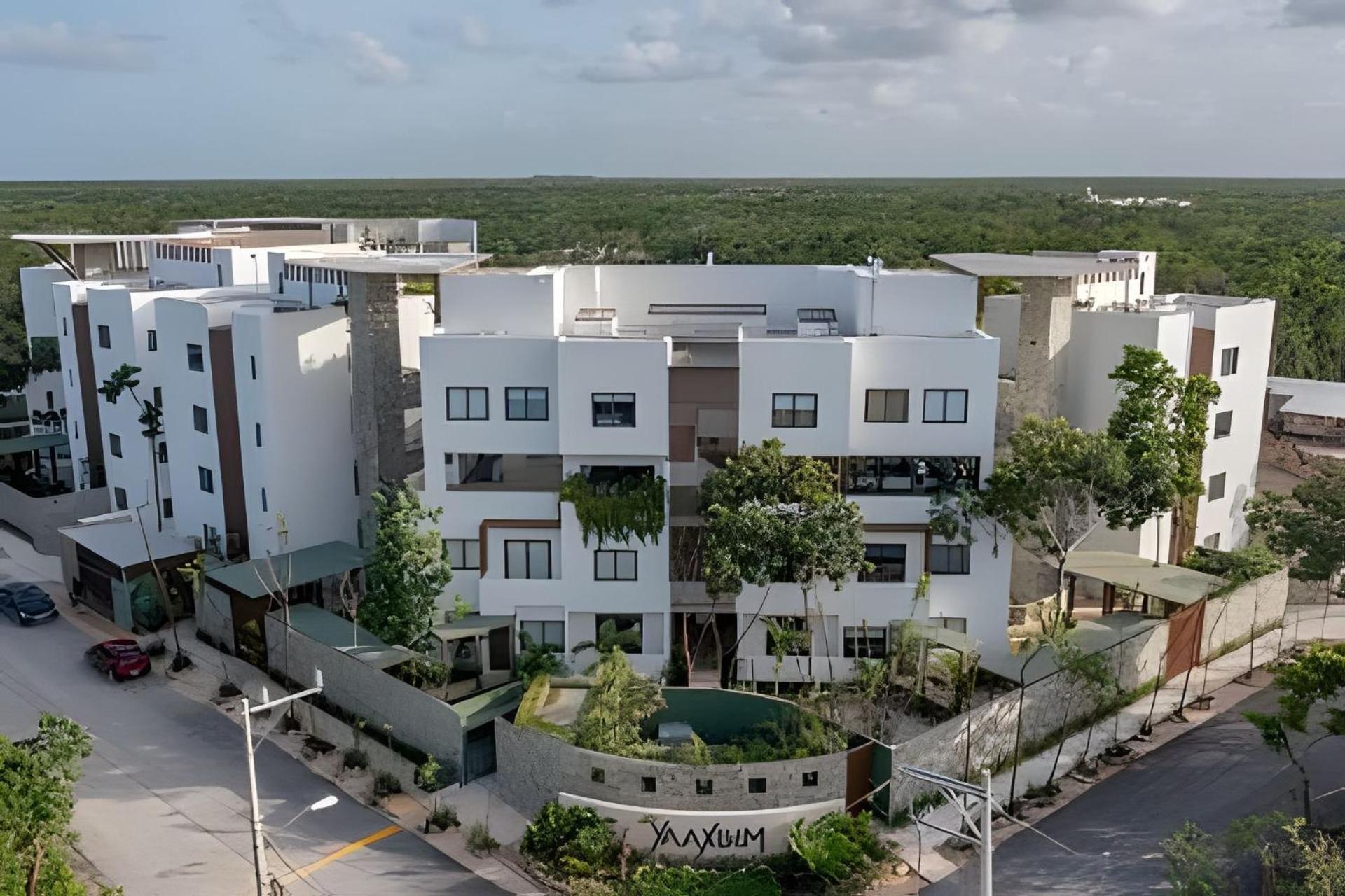 Oasis Yaaxlum * Tulum