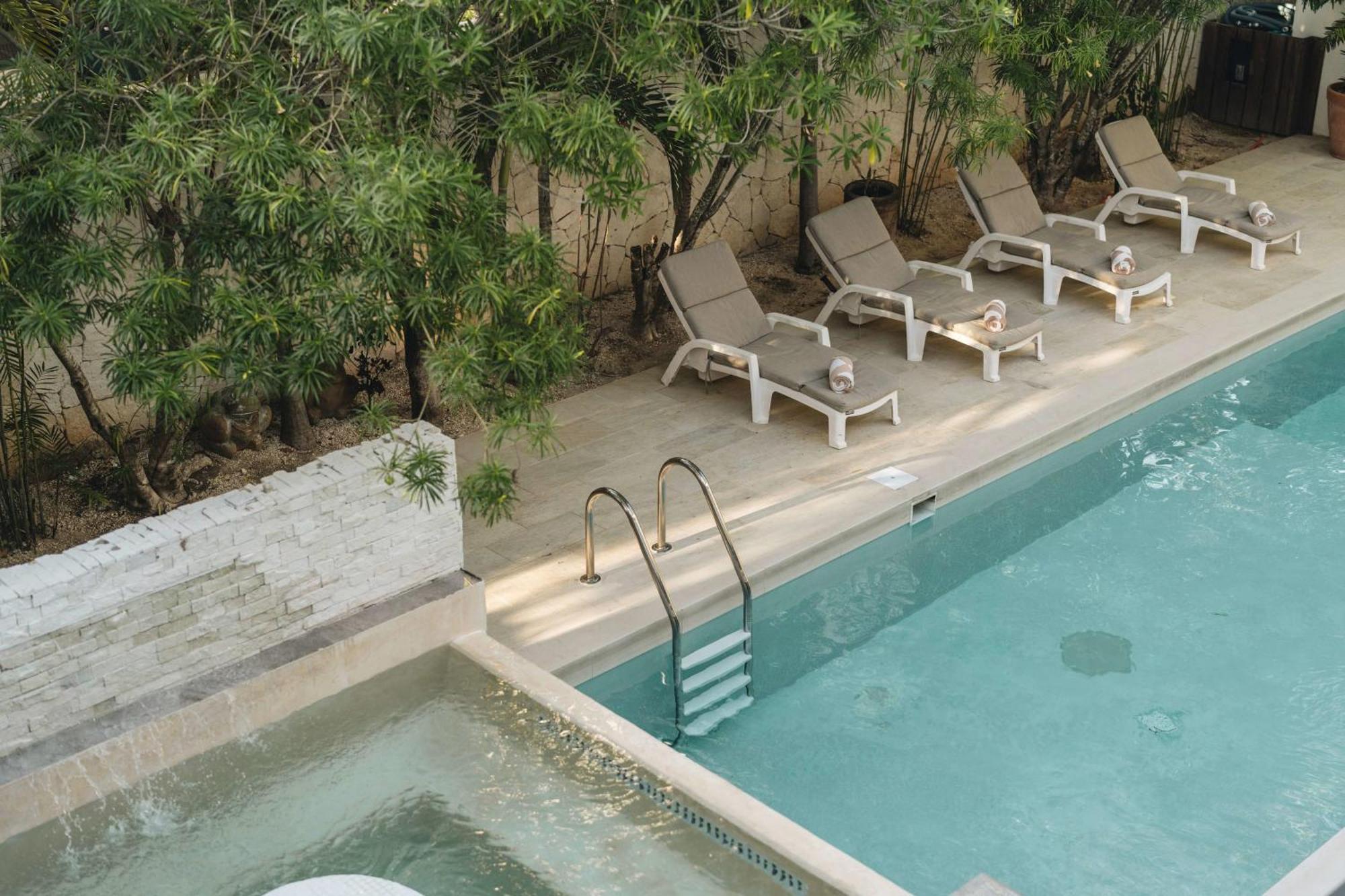 Villa Elegant Gated Place Full Concierge *