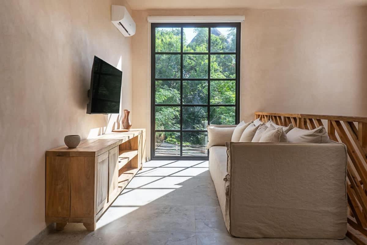 Сasa de vacaciones 5br Trendy Villa, Perfect For Bachelorette Getaway Tulum