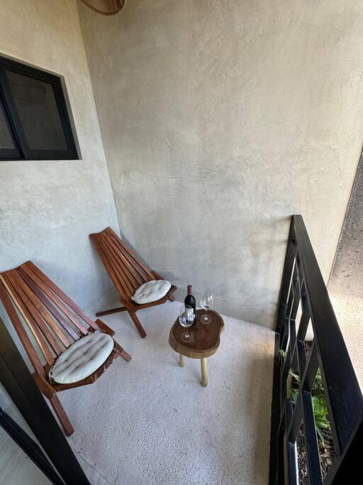 Apartment Jungle Penthouse W Private Rooftop, Ac And Wifi