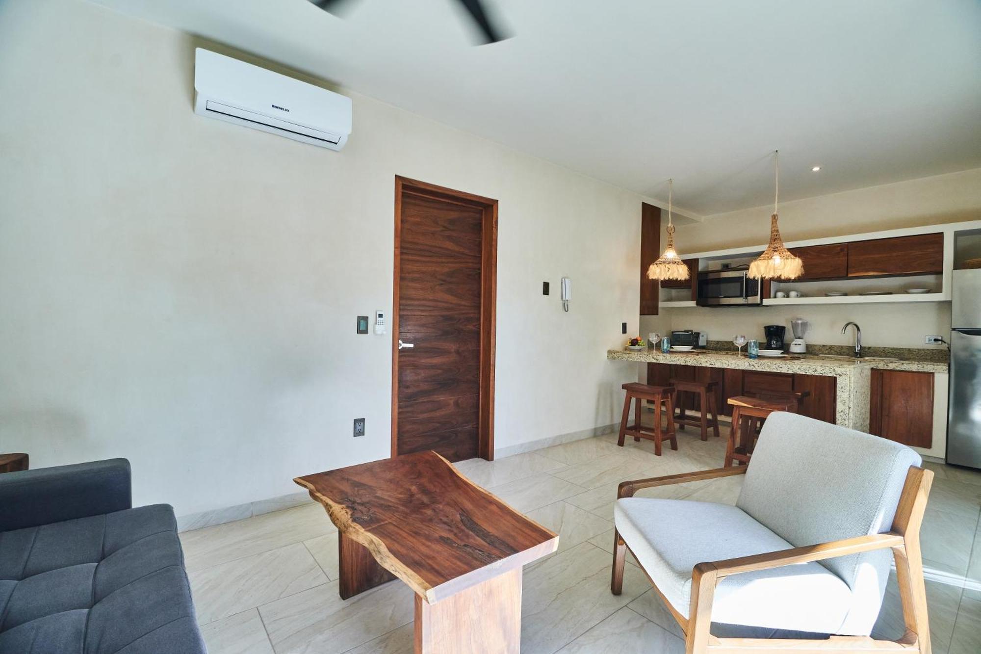 Jungle Penthouse With Private Rooftop Pool In La Veleta *