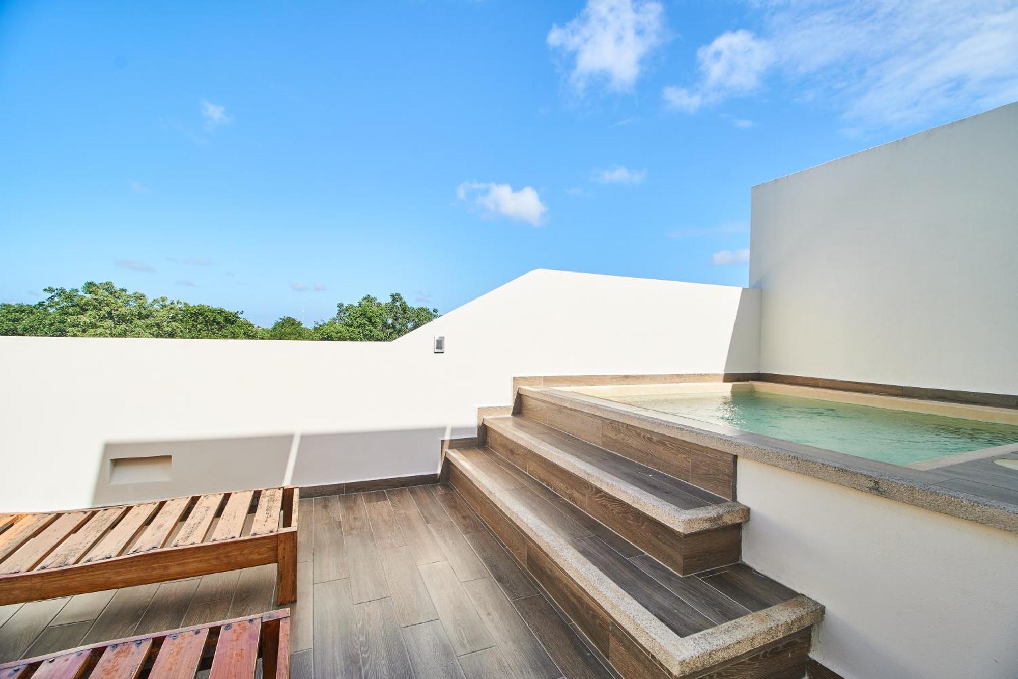 Jungle Penthouse With Private Rooftop Pool In La Veleta Tulum