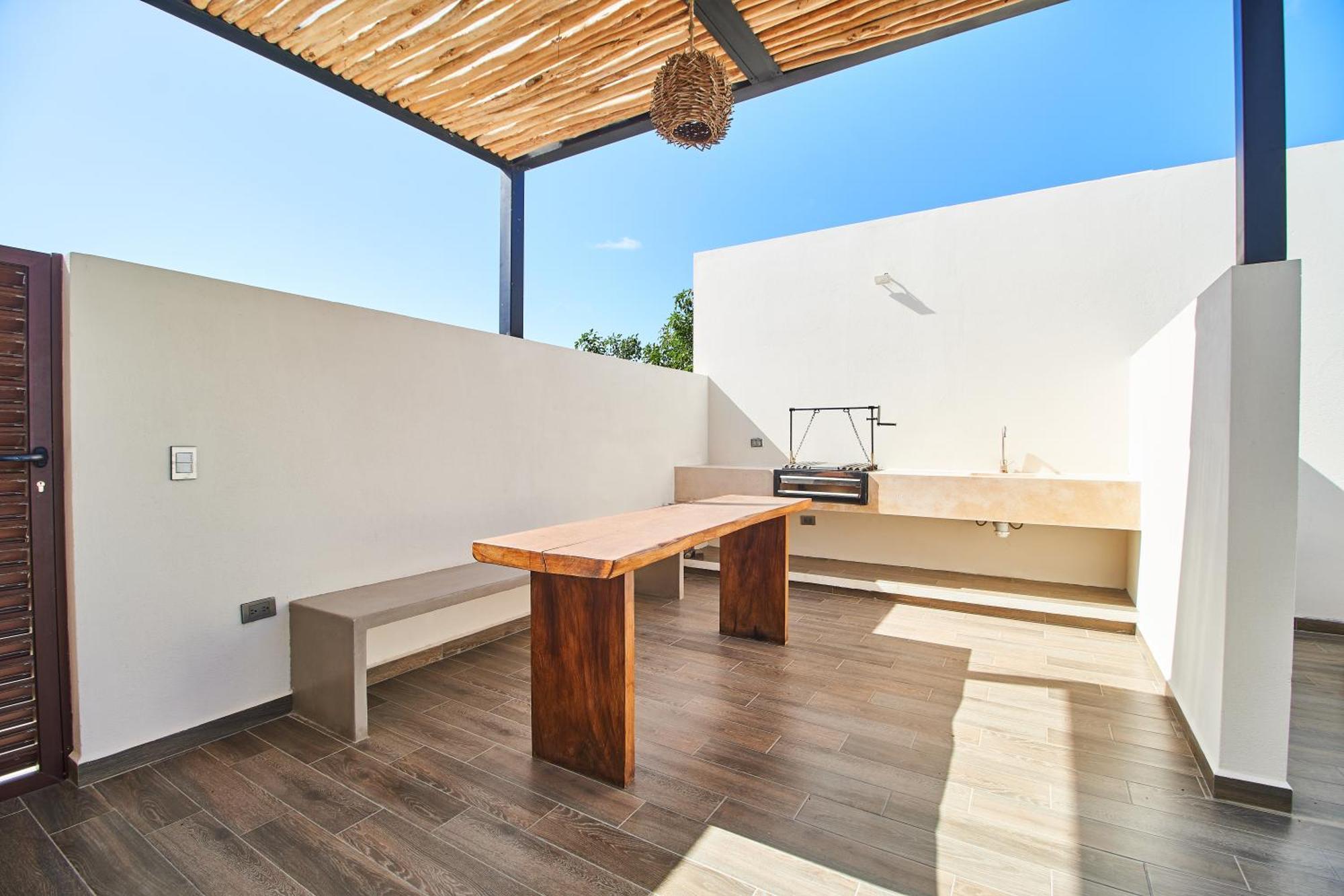 Apartment Jungle Penthouse With Private Rooftop Pool In La Veleta