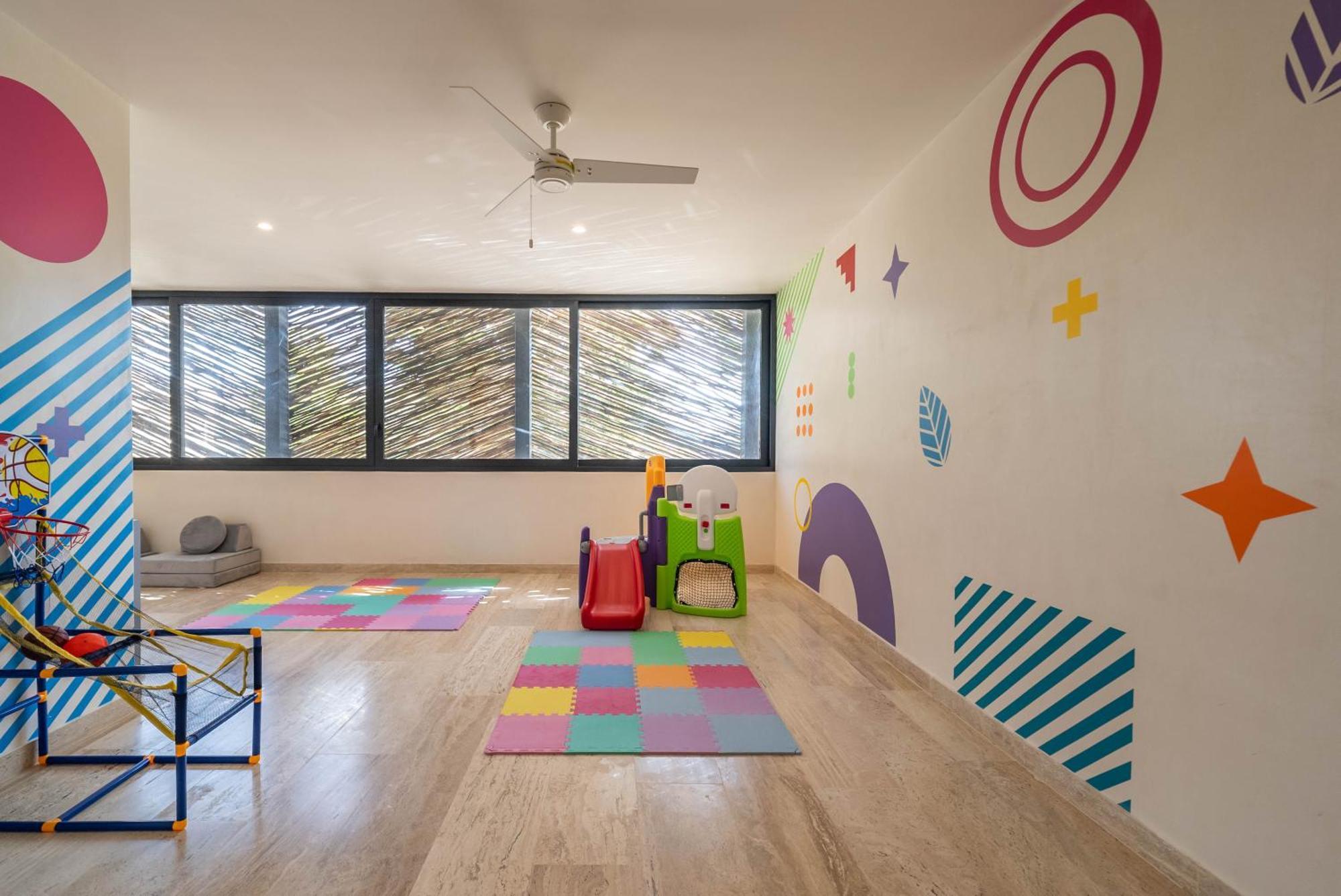 Lux 2br With Rooftop Pool, Spa, Gym, Kids Playroom