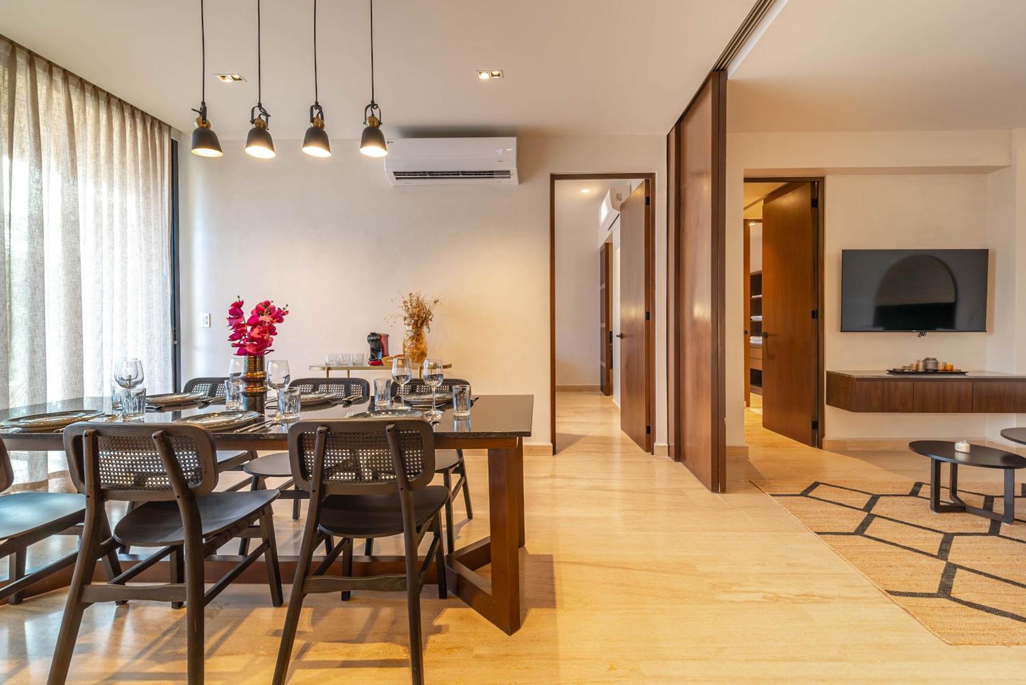 Holiday home Lux 2br With Rooftop Pool, Spa, Gym, Kids Playroom *