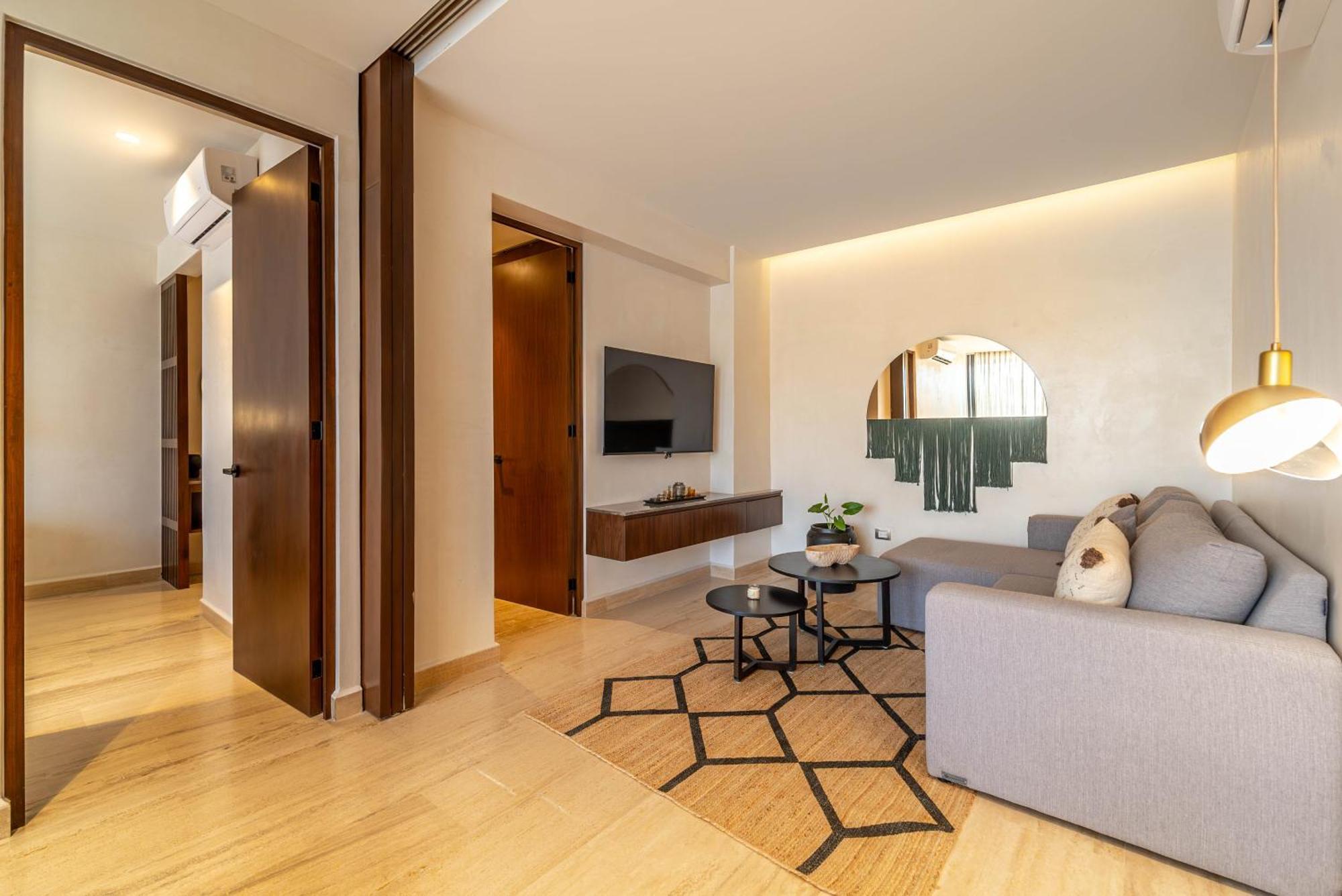 Lux 2br With Rooftop Pool, Spa, Gym, Kids Playroom Holiday home