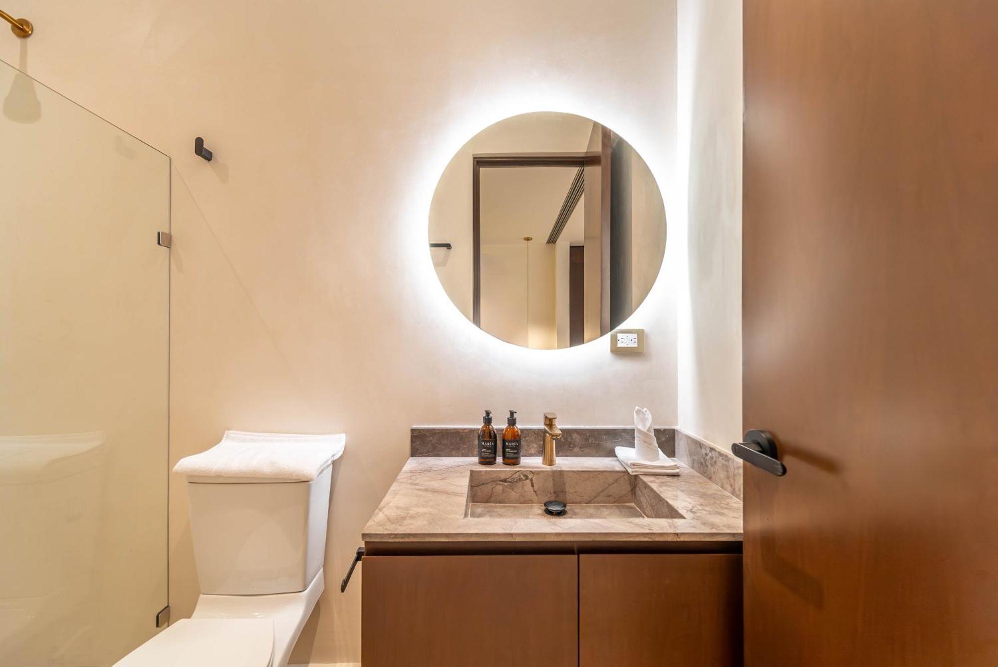 Holiday home Lux 1br With Rooftop Pool, Spa, Gym, Kids Playroom