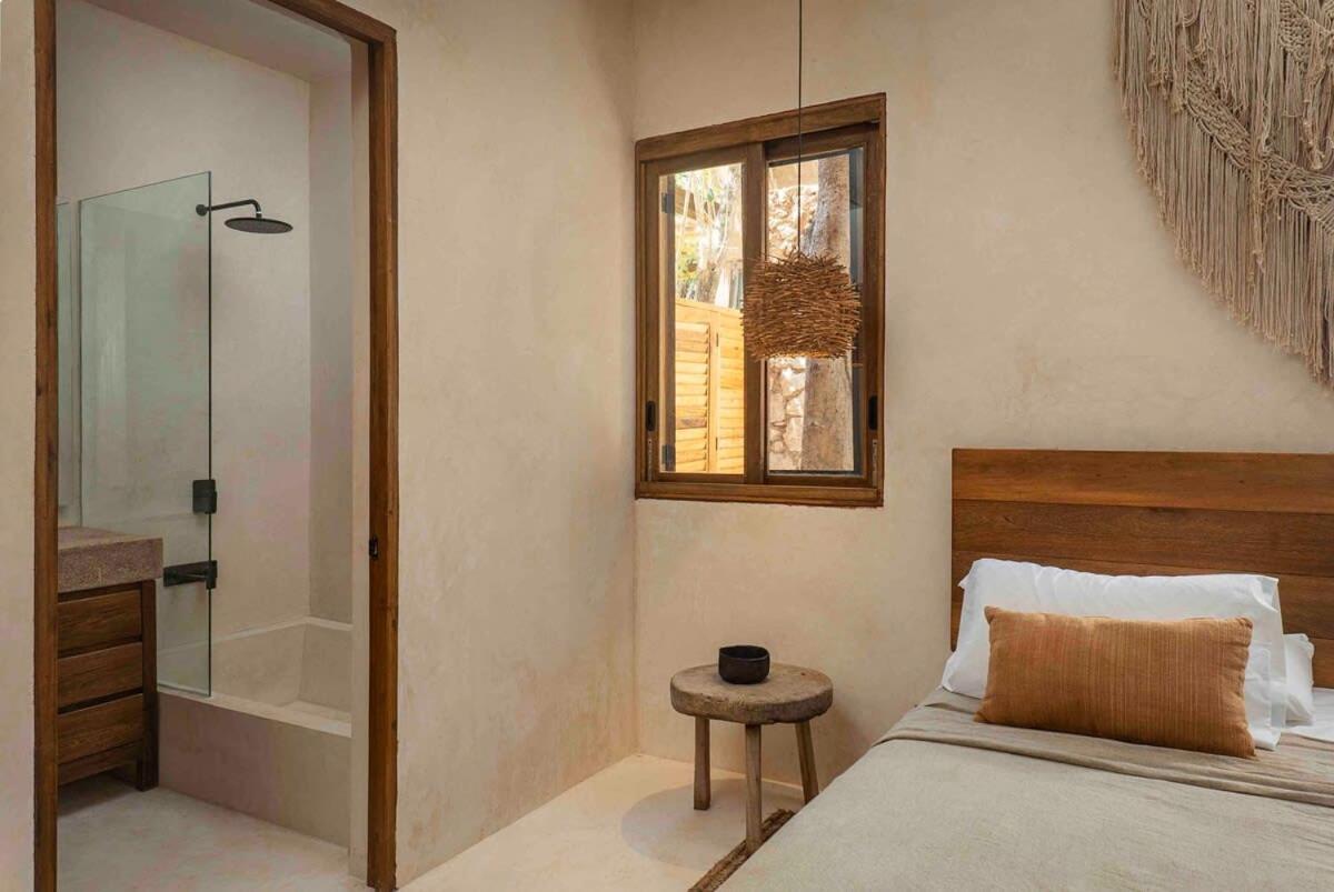 Divine 3br,gated, Concierge, Rooftop *