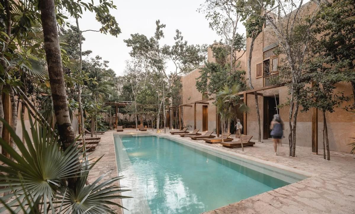 Woody, Boho 3br, Gated Community, Rooftop