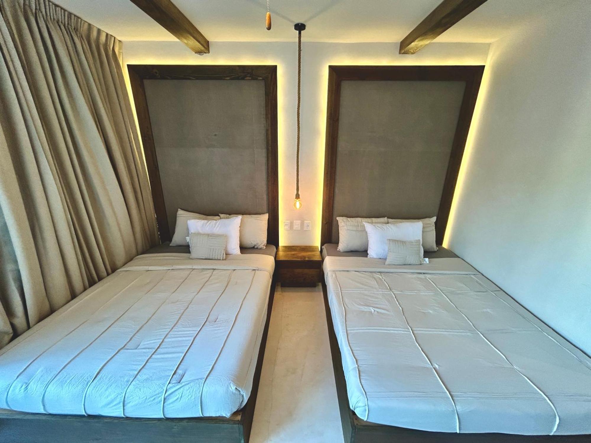 Stunning In The Heart Of La Veleta *