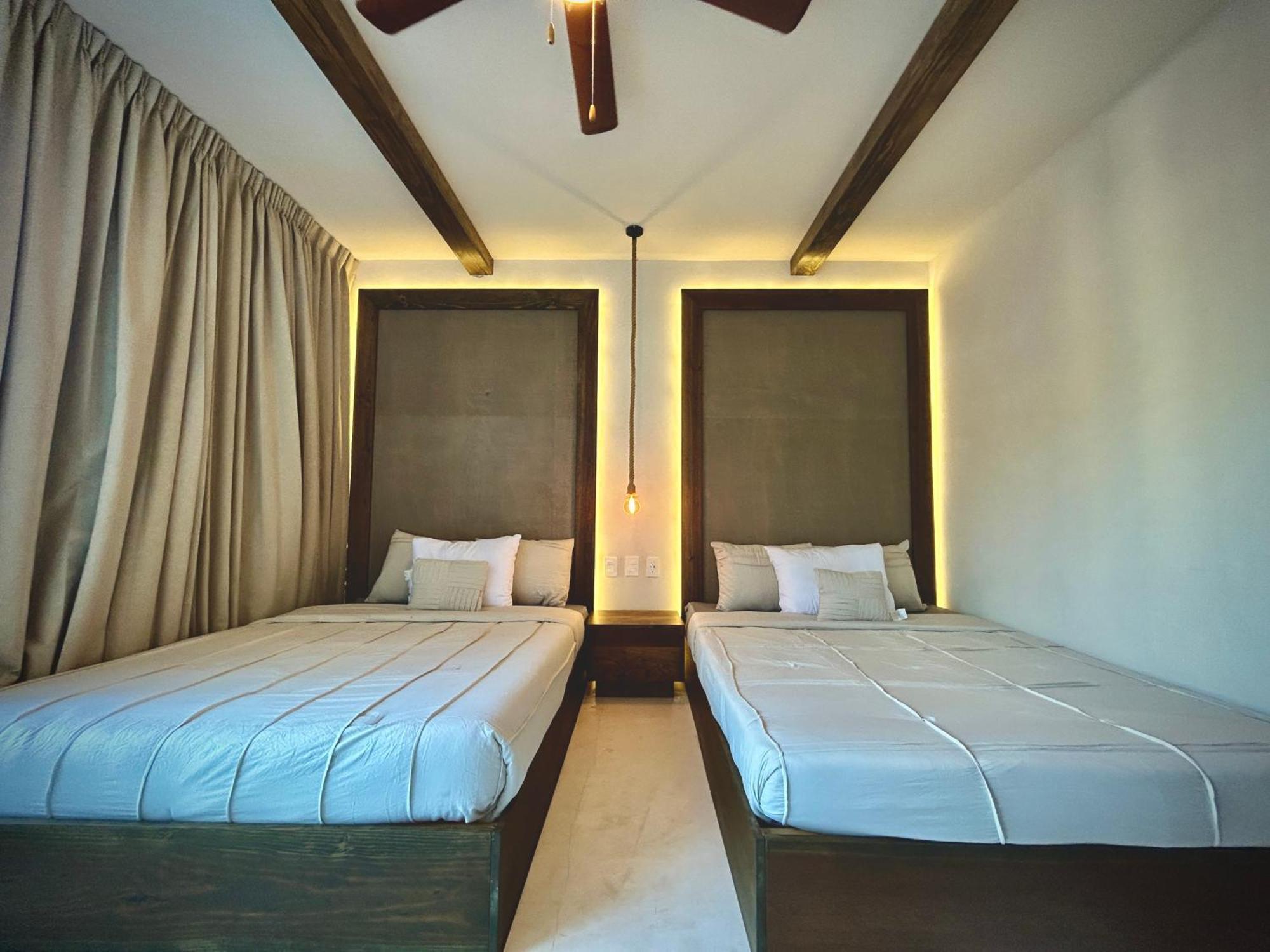 Stunning In The Heart Of La Veleta *