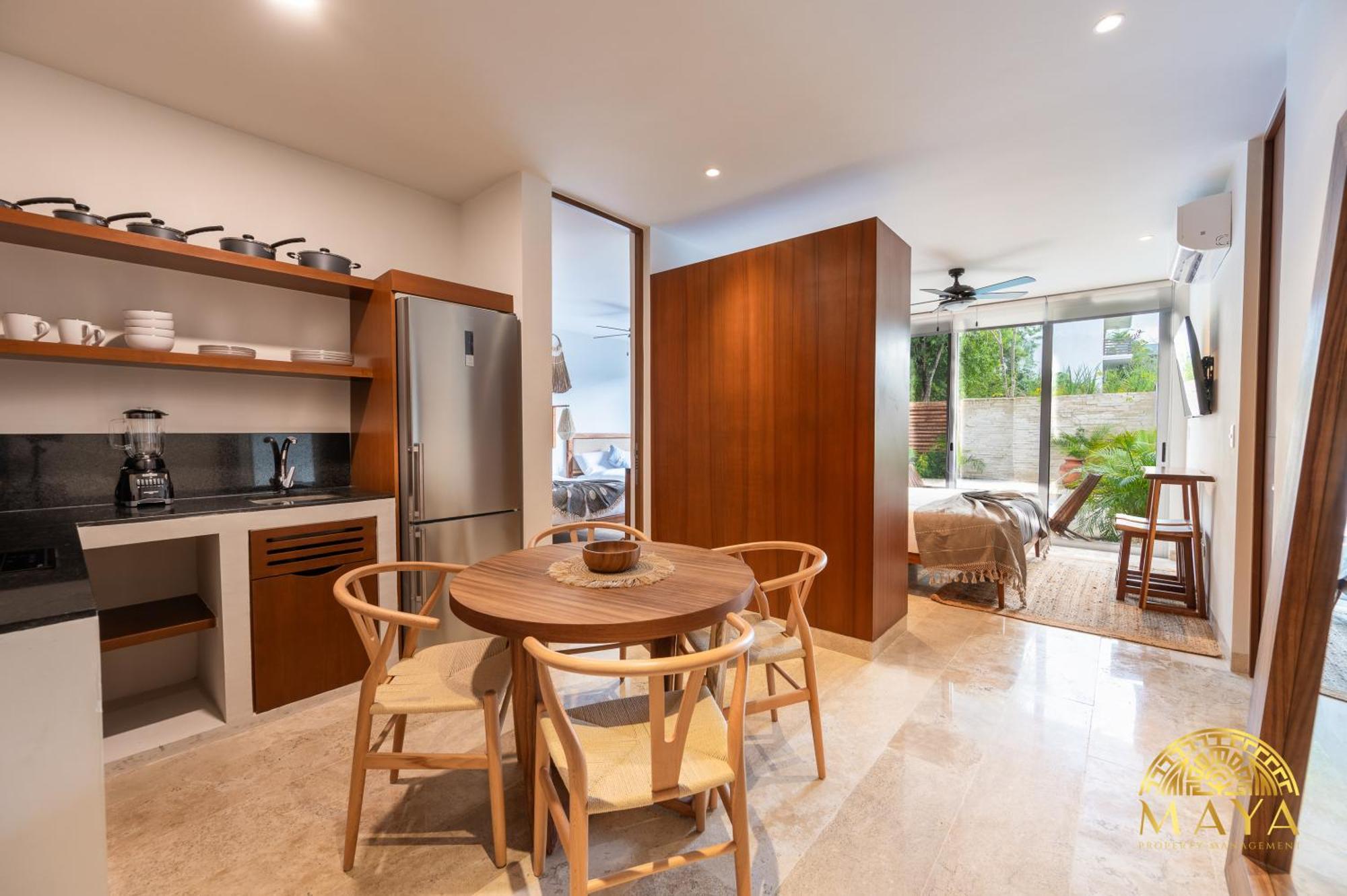 Aparthotel Nhoa By Maya Pm