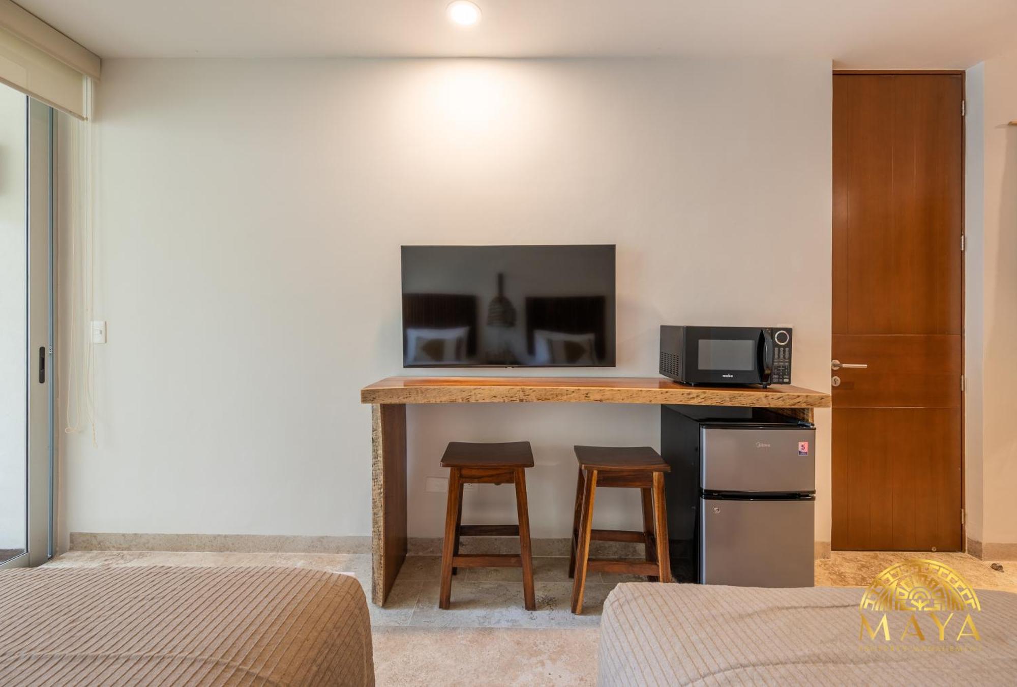 Aparthotel Nhoa By Maya Pm