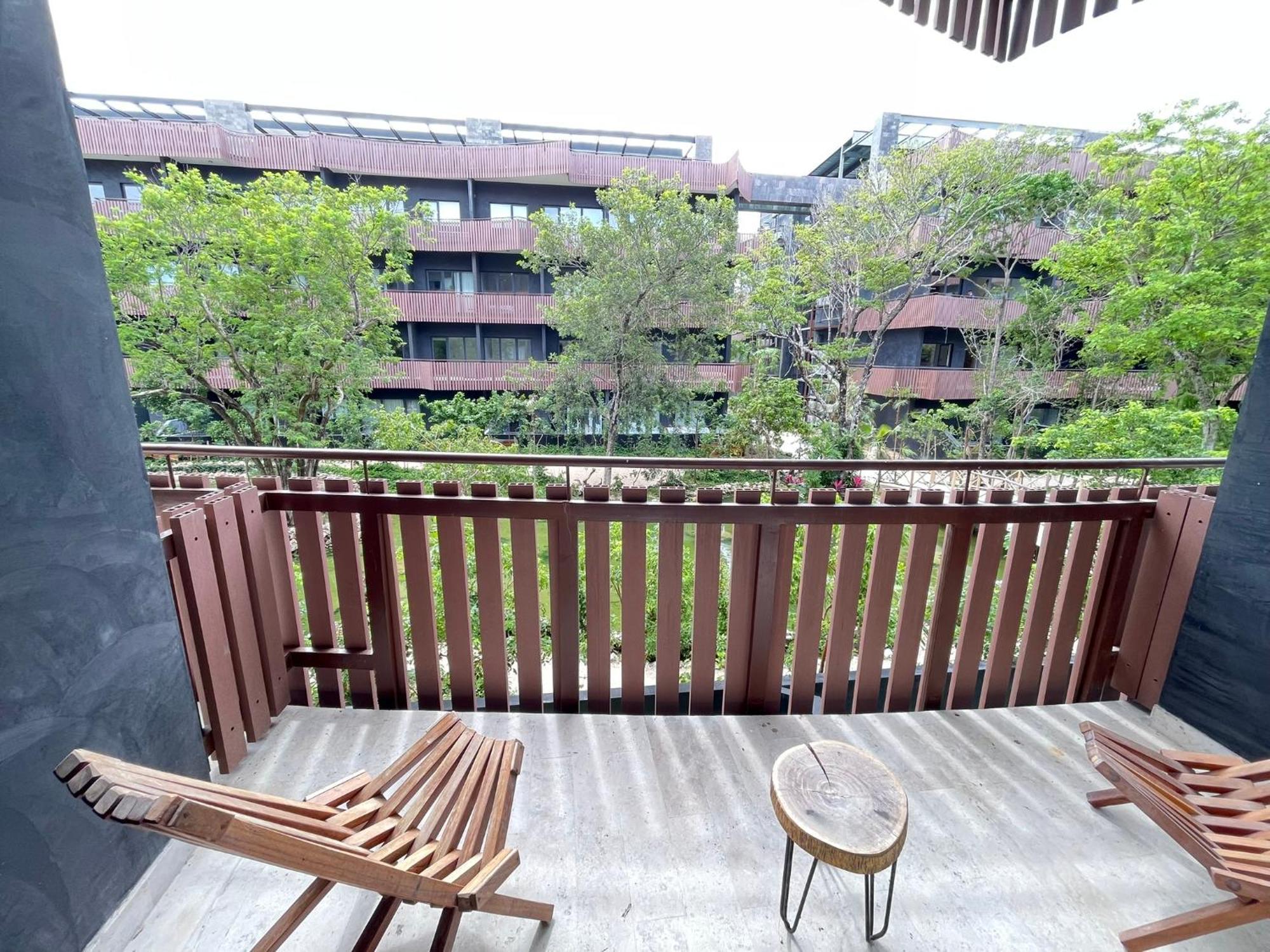 Amira District By Apartment *