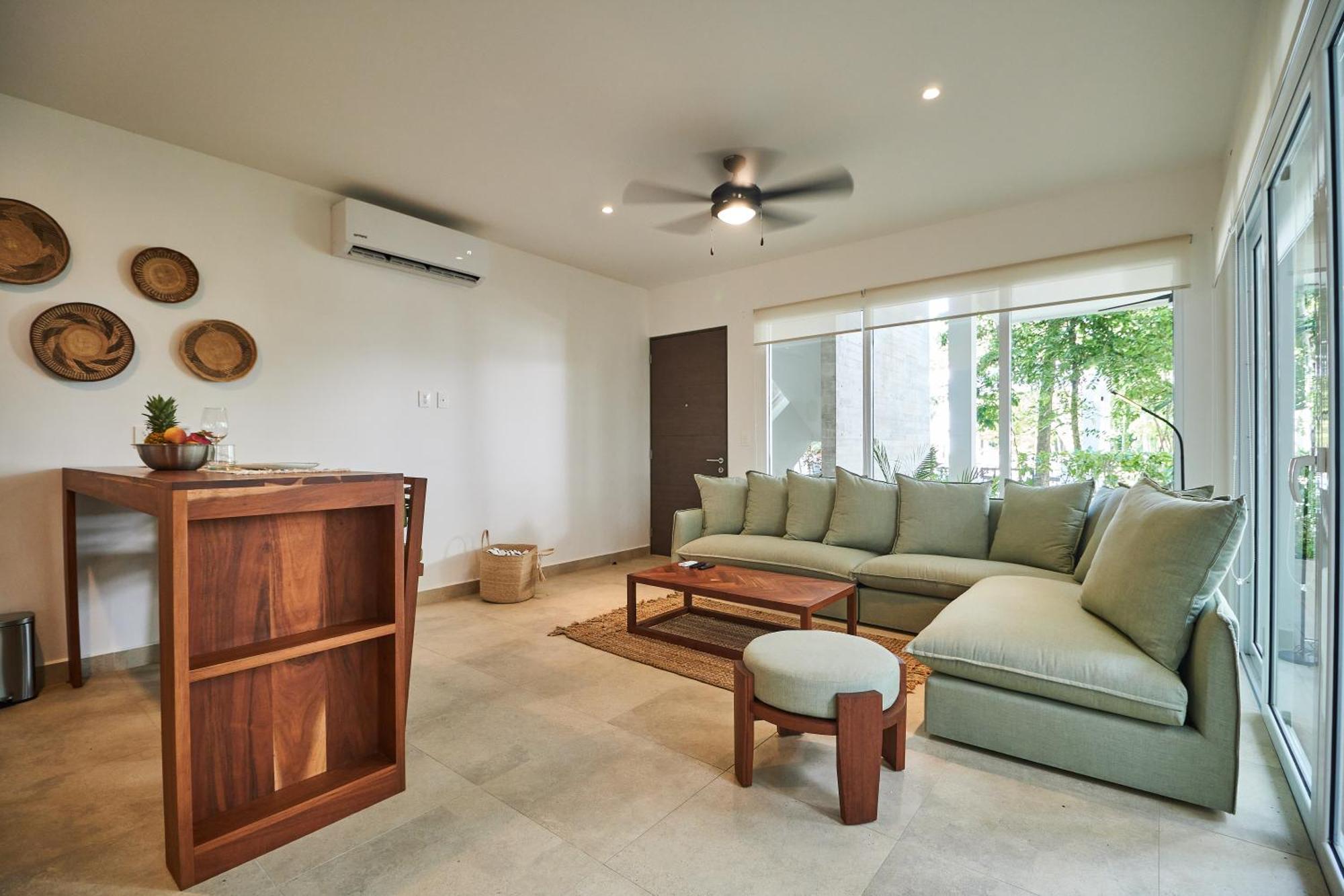 Apartment Premium With Pools, Gym, Yoga Deck & Bbq Grill In Gated