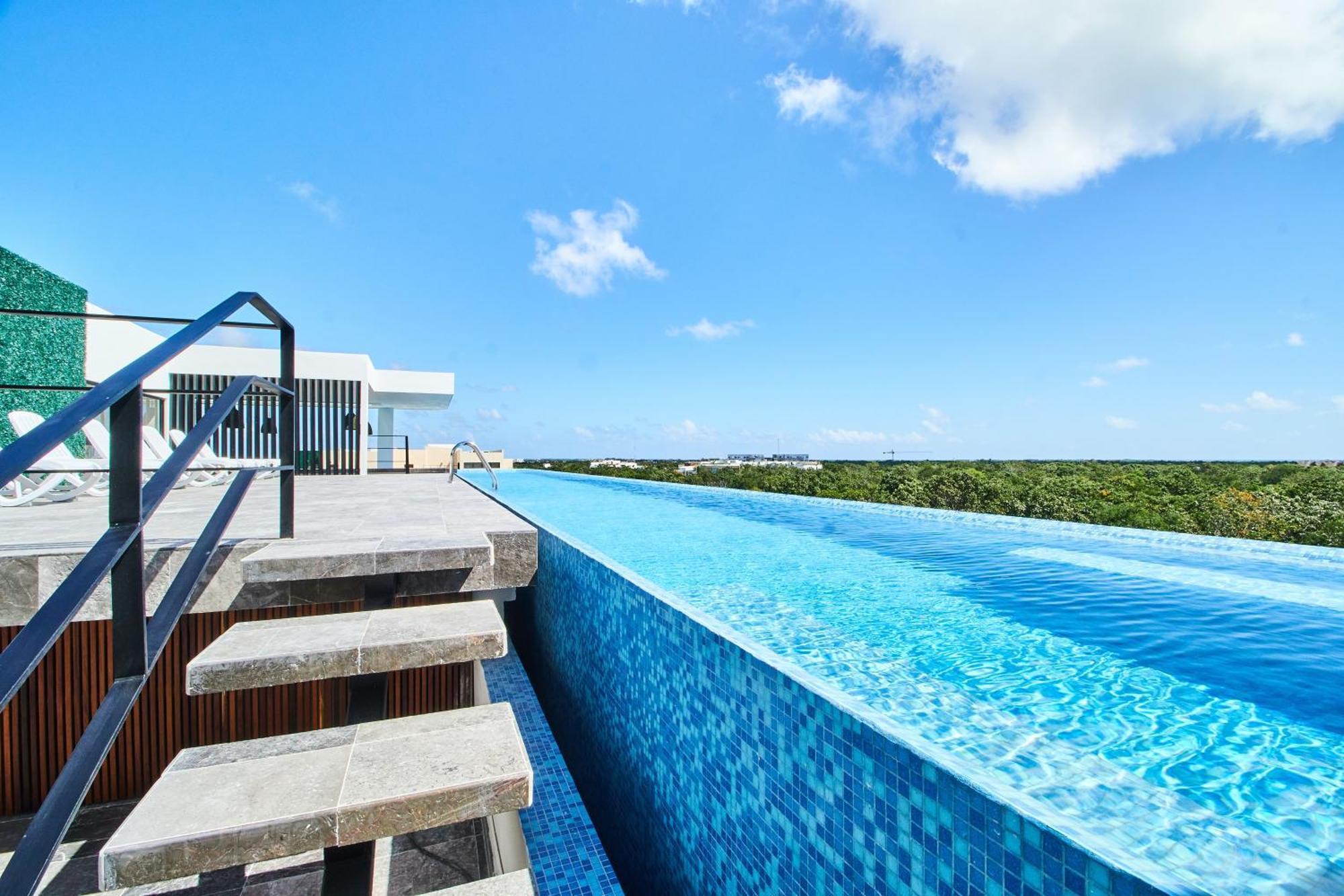 Luxury 2 Story Penthouse With Private Pool, Gym & Rooftop * Tulum
