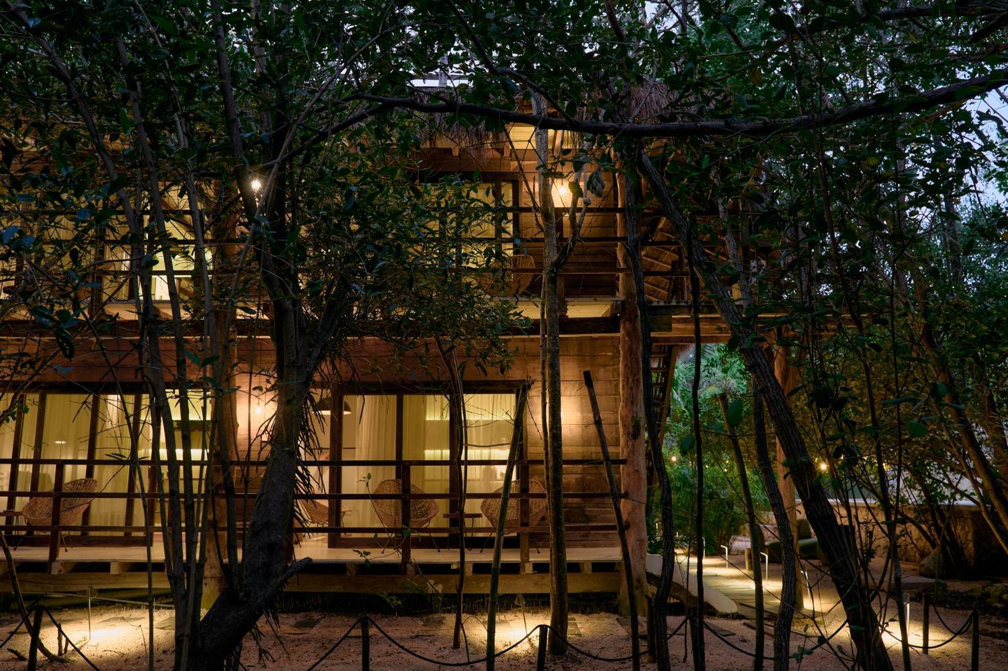 Casa 8br Z H - Next Level B *
