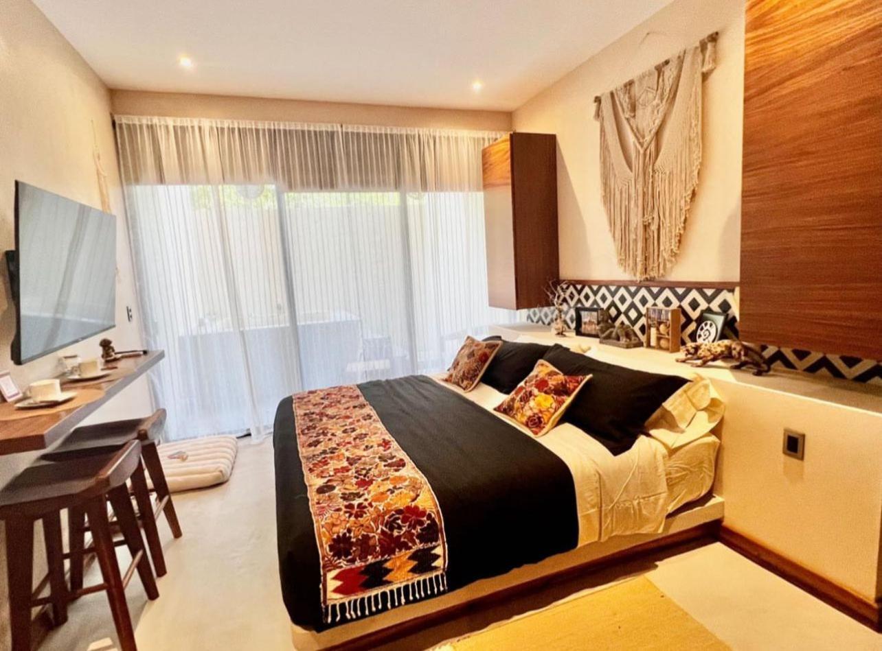 Solemn Villasenor * Tulum