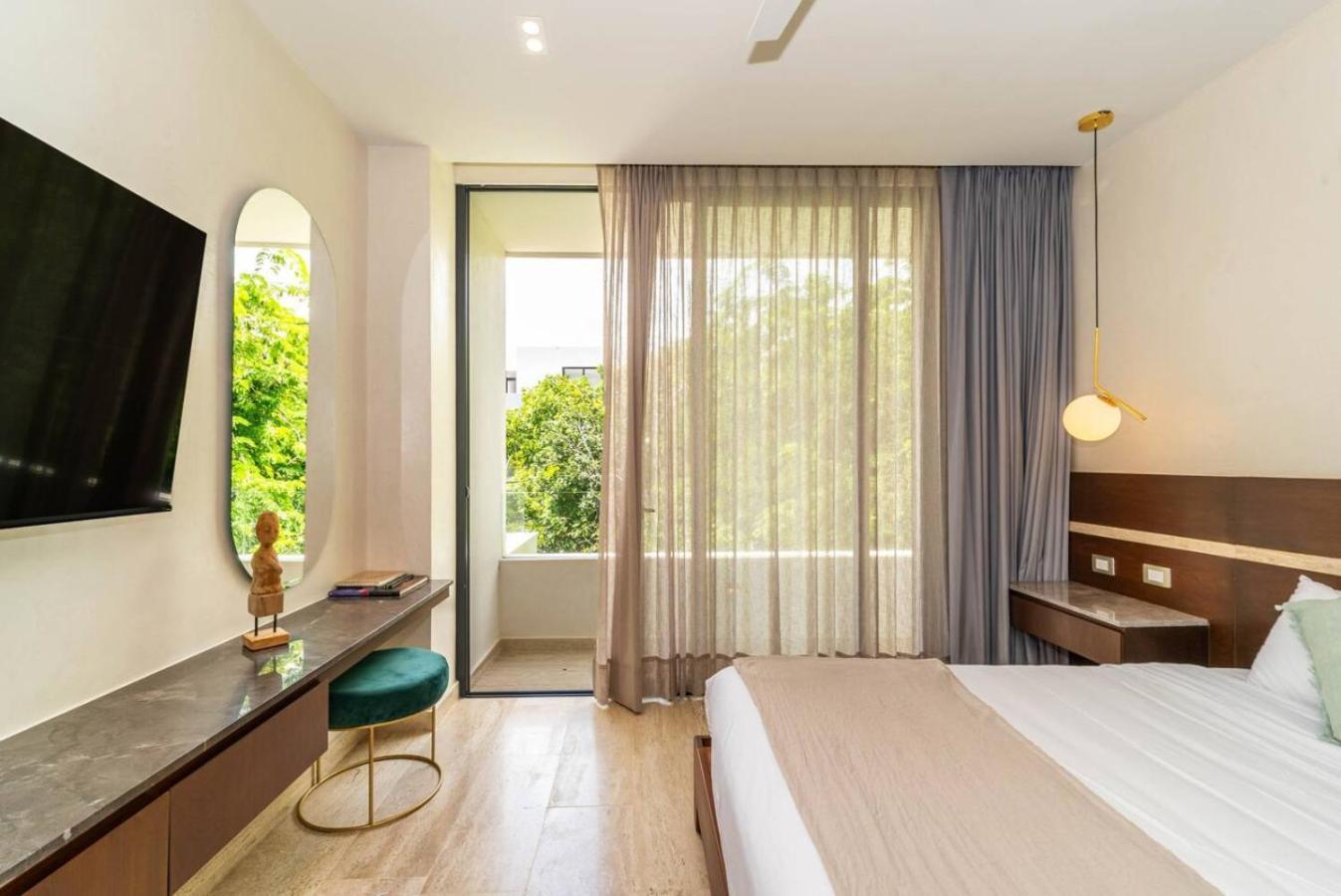 3br Penthouse With Private Plunge Pool