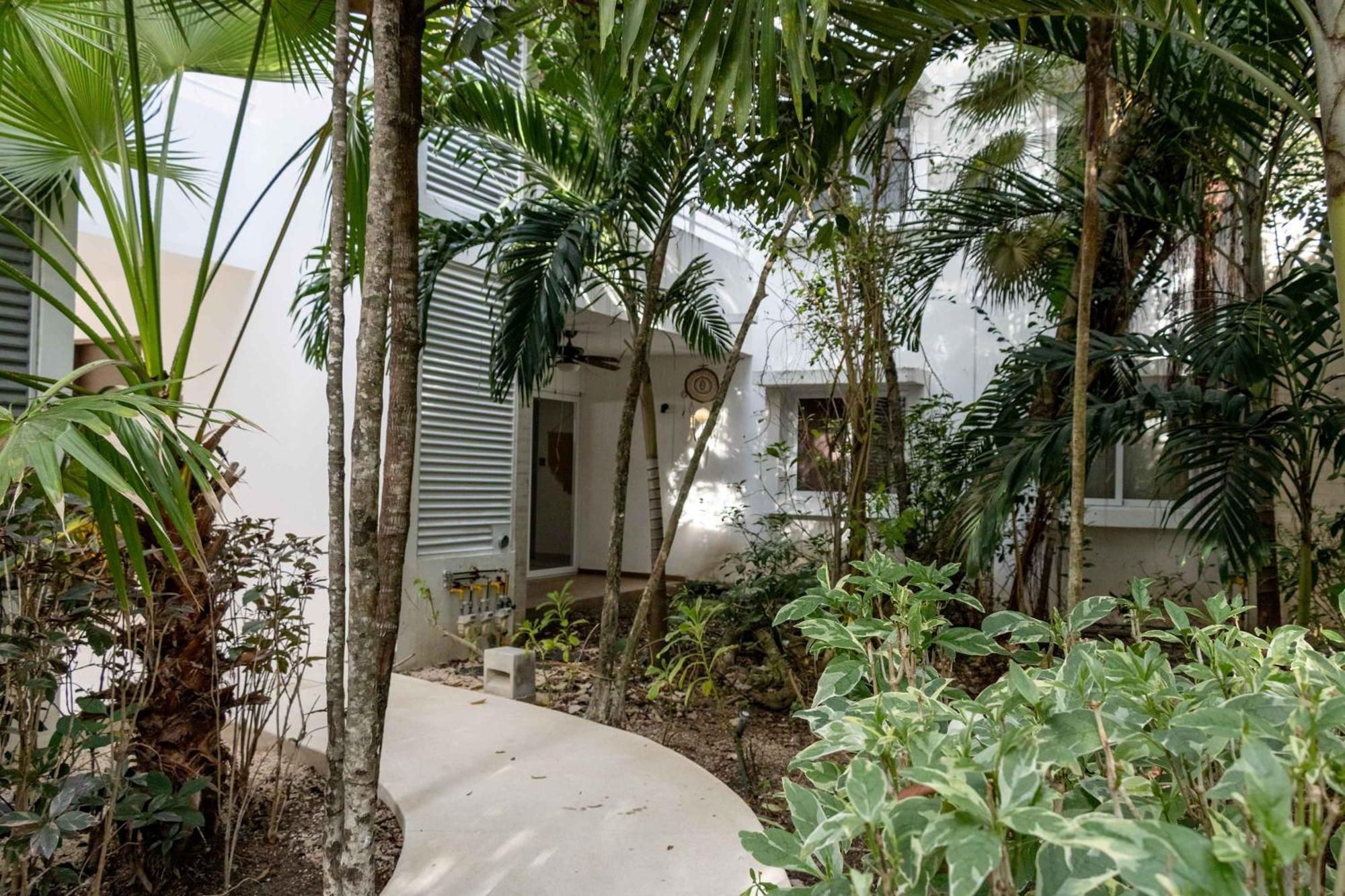 Modern With 2 Bdr Gym & Pool Apartment Tulum