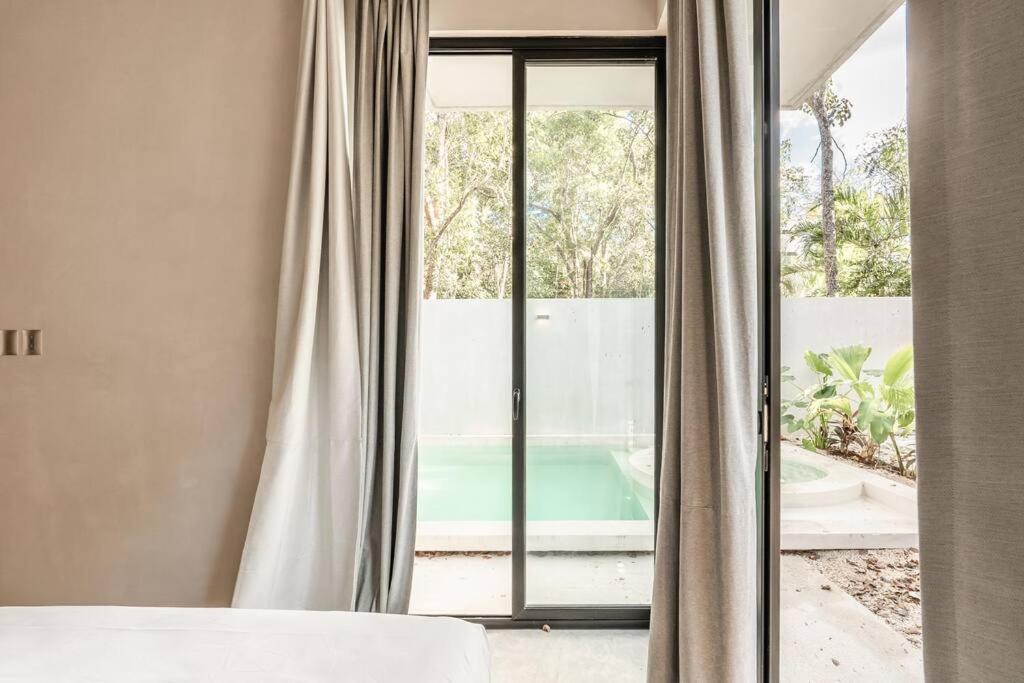 M11 Casa Leto - Luxury In Gated Community