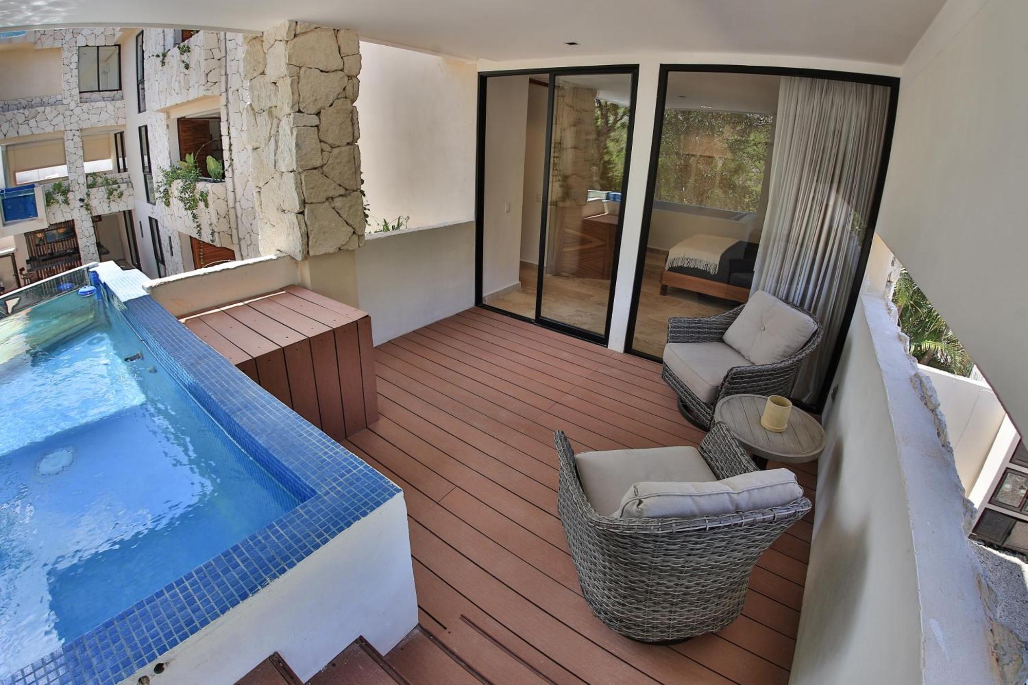 Sak Tuunich Luxury Residences Aparthotel