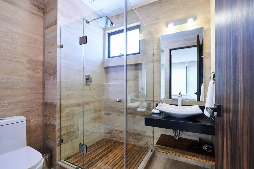 Tulum Escape - Stylish Pool, Gym & Parking