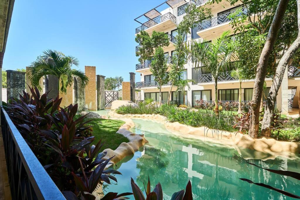 Tulum Escape - Stylish Pool, Gym & Parking Apartment