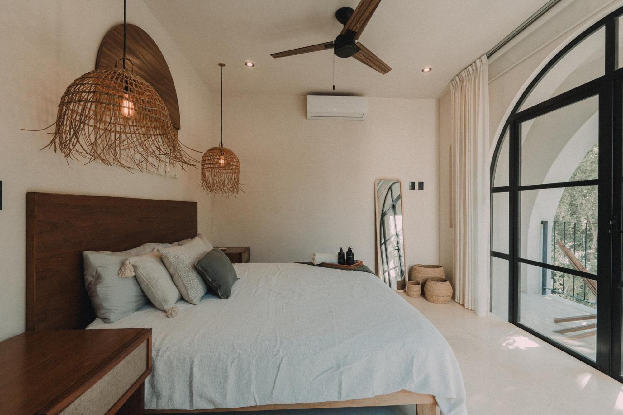 Architects Dream Stylish 4-bedroom Pousada
