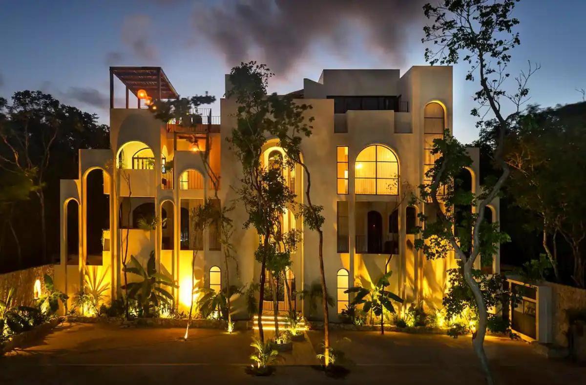 Architects Dream Stylish 4-bedroom