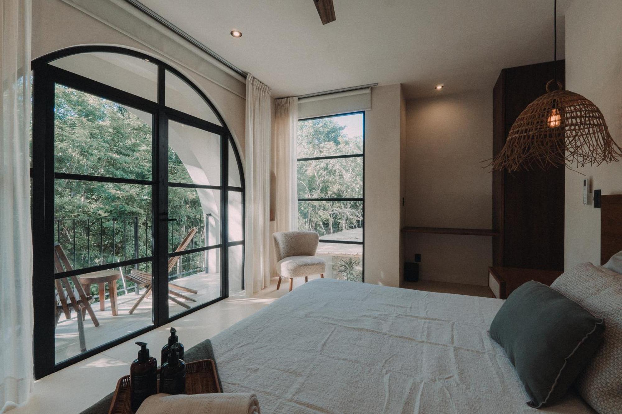 Architects Dream Stylish 4-bedroom Pousada *