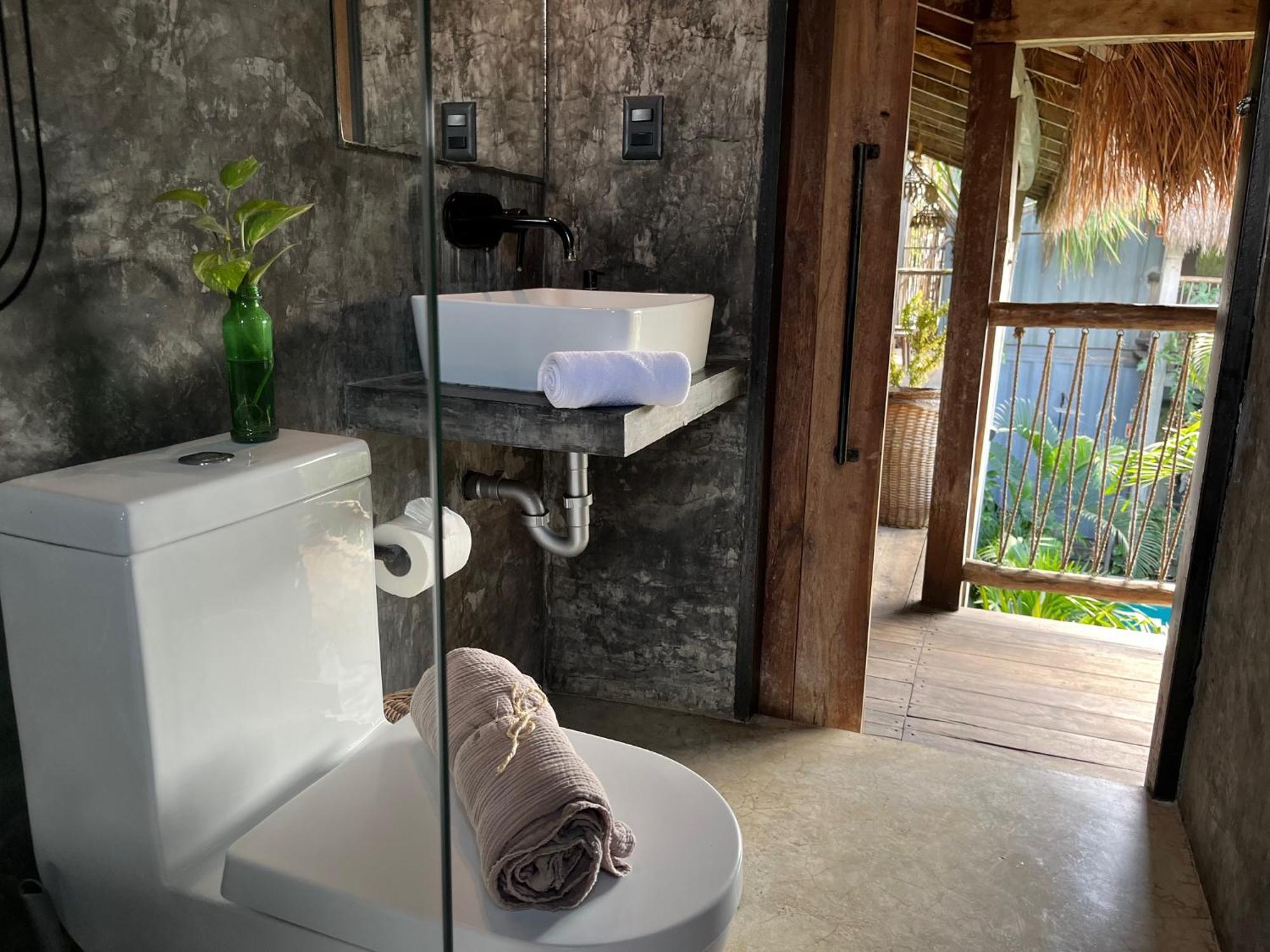 Meteora & Coffeehouse