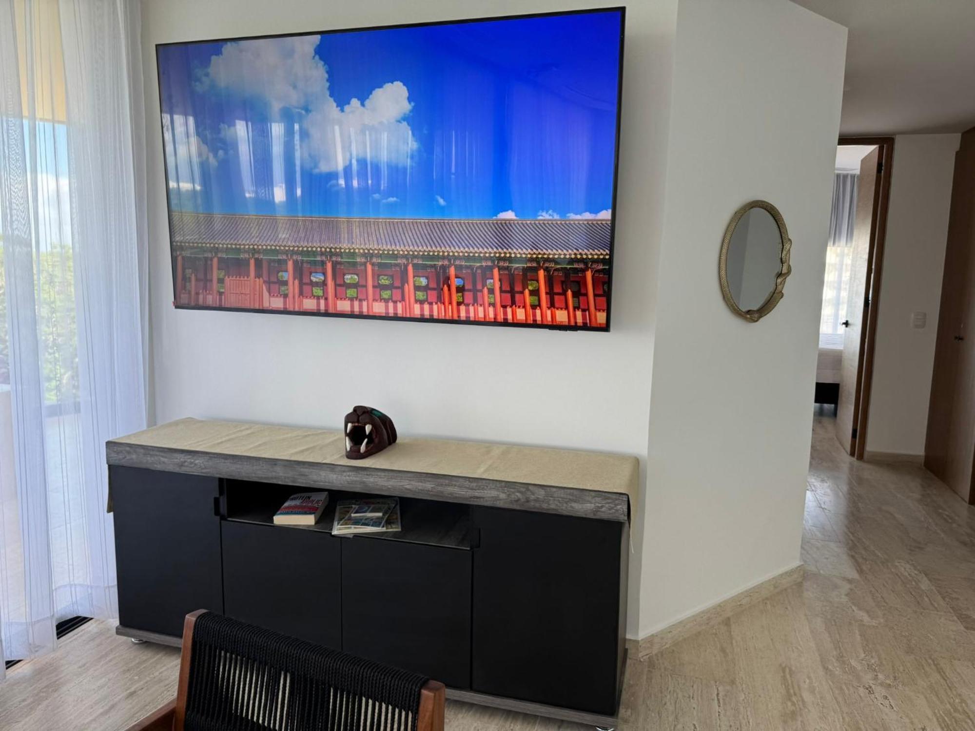 Luxury Jaguar Penthouse Private Pool Apartment *