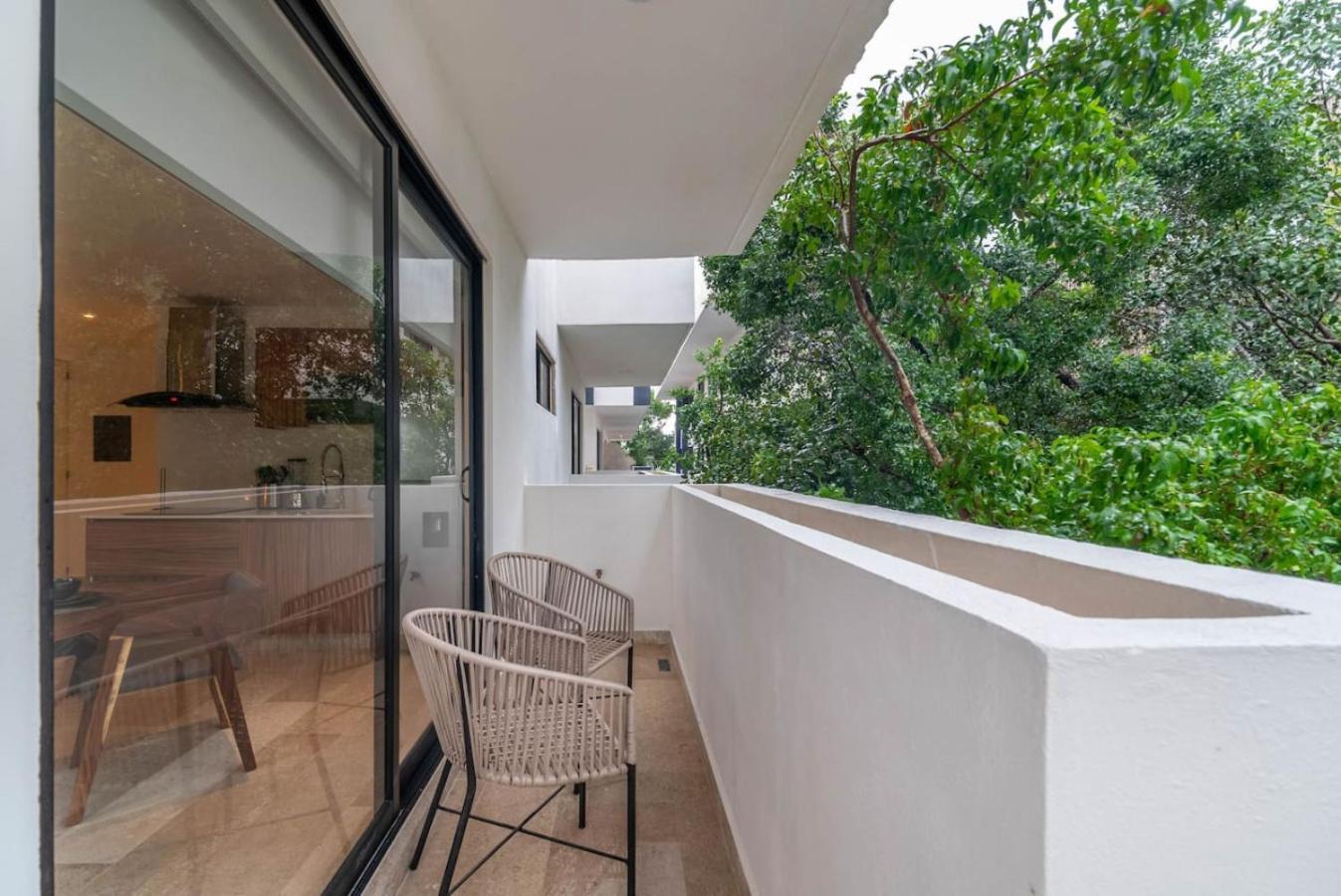 King With Private Balcony, Gym, Rooftop Pool Casa de férias *