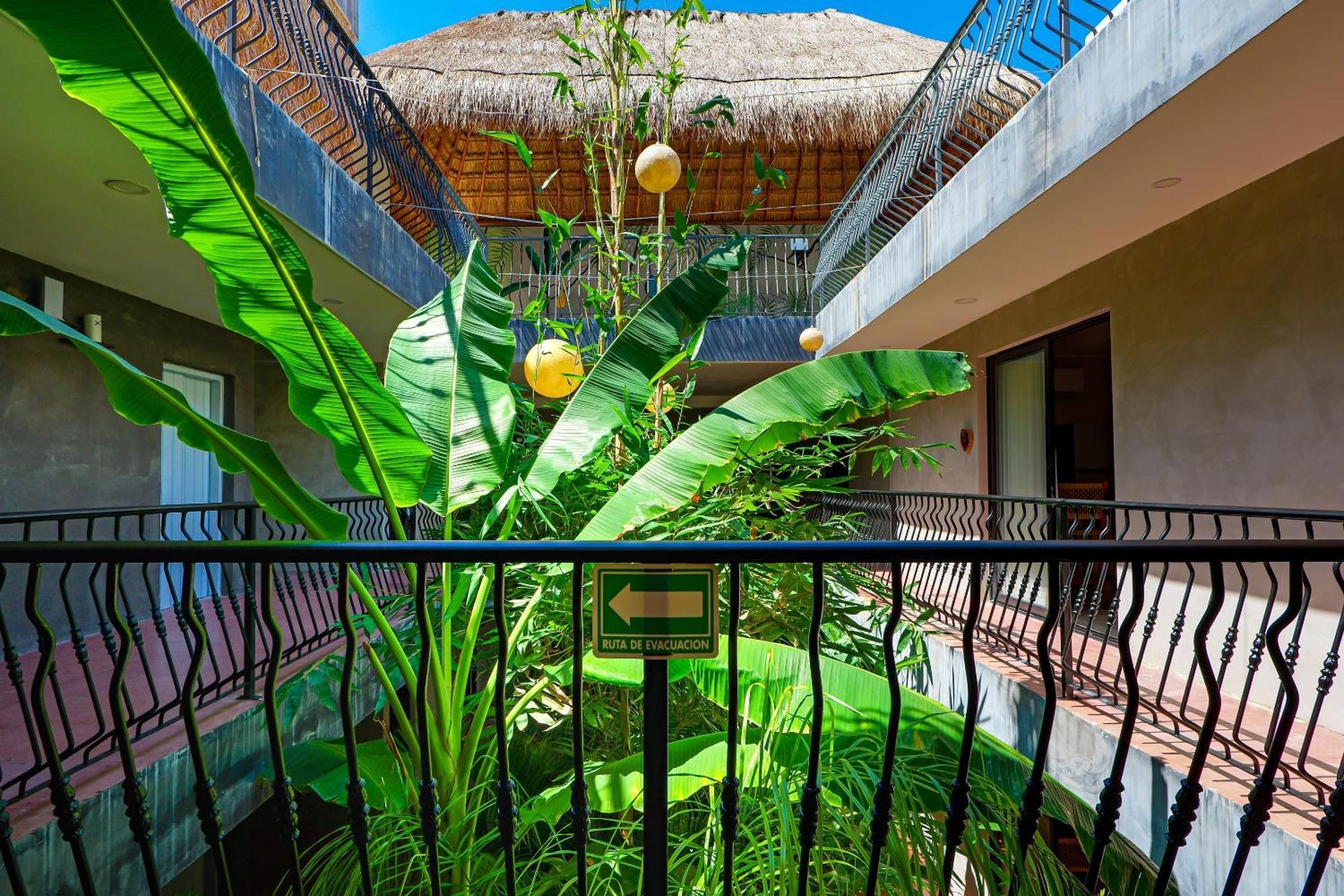 Calea Boutique Hotel *