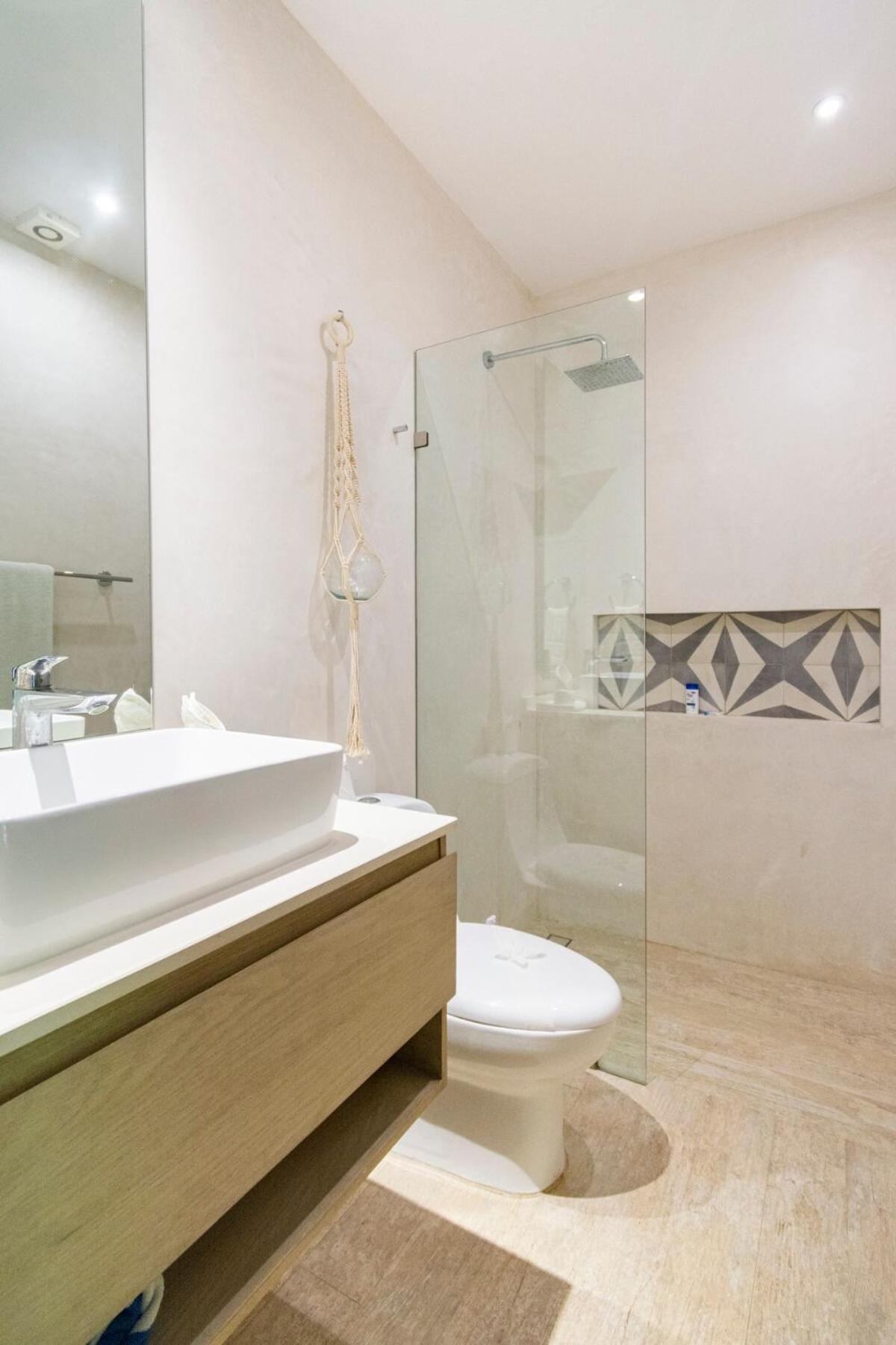 Apartment Spacious For 10 Great Amenities