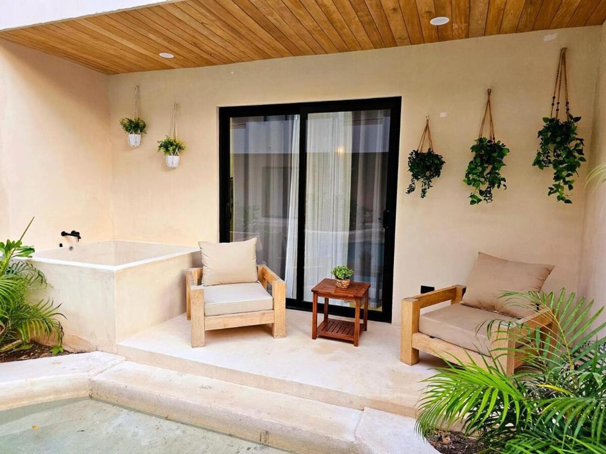Apartment Cocay Lofts 203 Unique Jungle Swim Up Y Plunge Pool