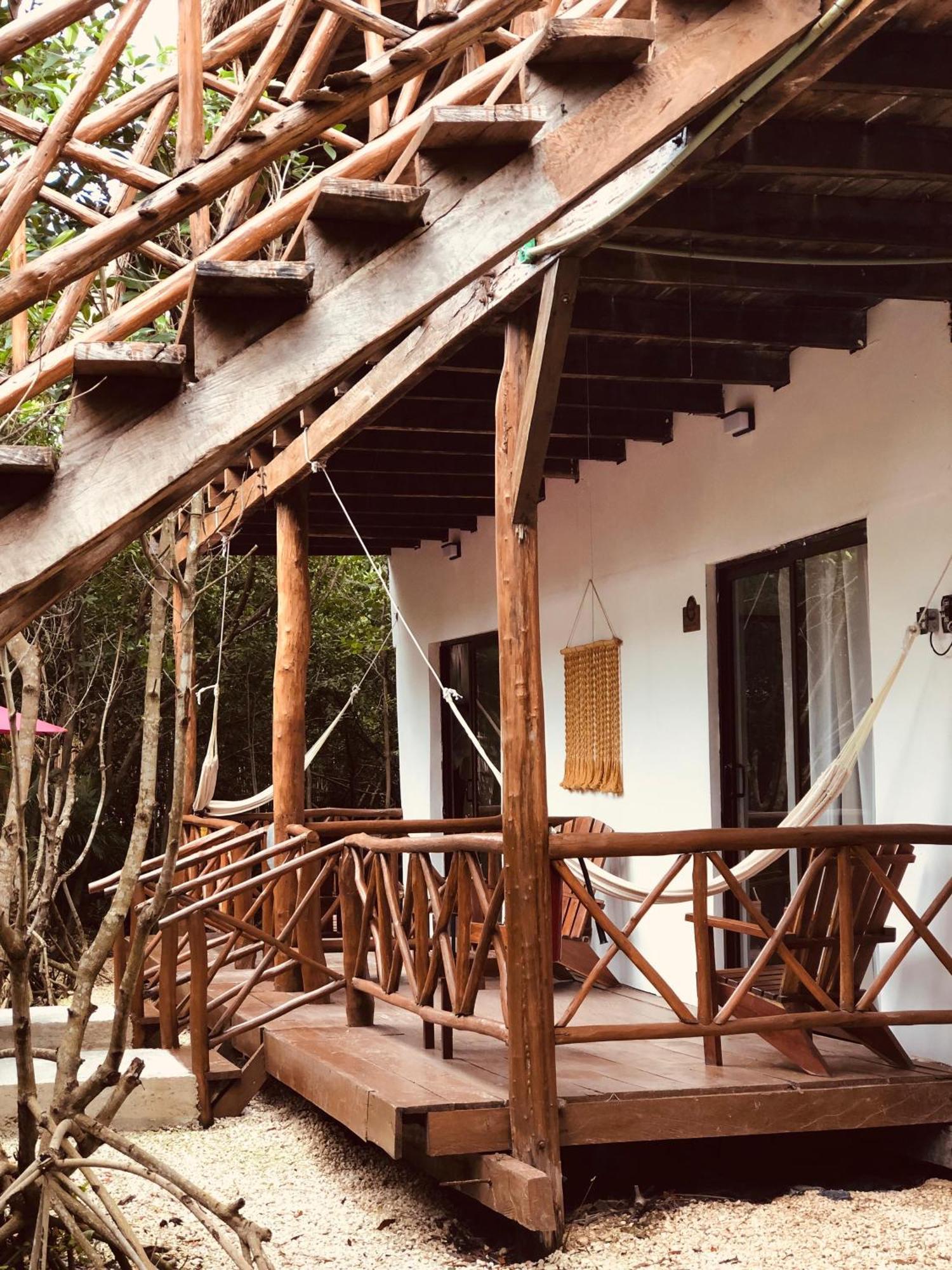 - Aldea Mangle & Cenote Tulum