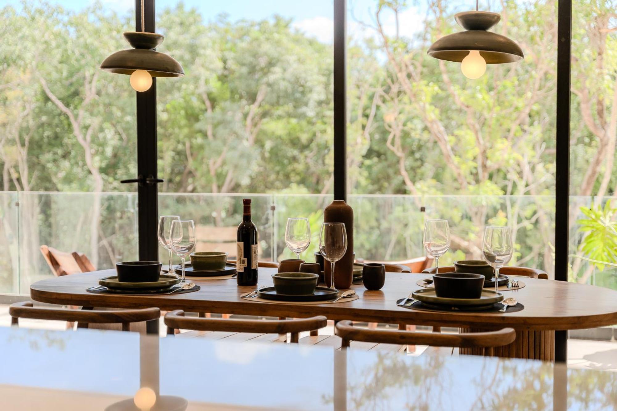 Holiday home Tropical 2 Bedroom | Private Balcony & Rooftop | Casago